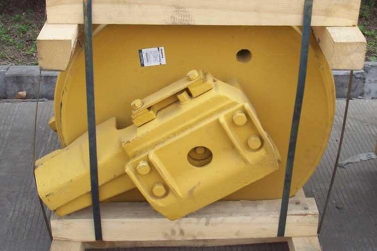 320 Idler assembly