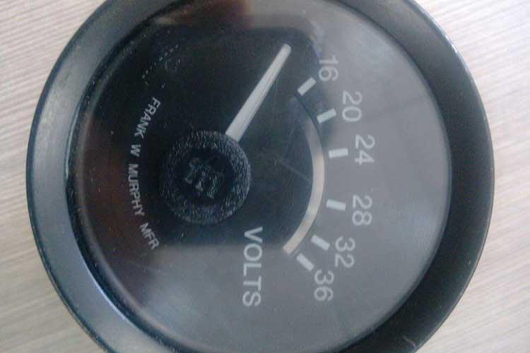 Voltmeter D2140-03220