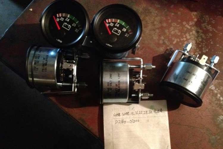 Voltmeter D2140-03200