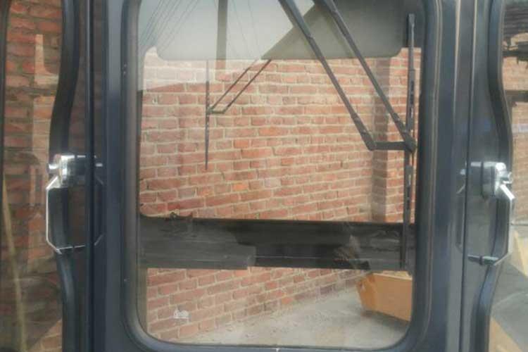 Cab front glass